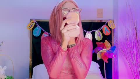 Anna Denver online show from 04.03.26