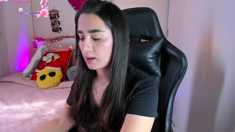 Snapshot of annadu011 chatting on 12.20.24 Annadu011 online show from 12.20.24