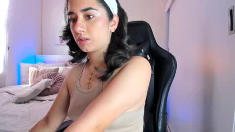 Snapshot of annadu011 chatting on 02.10.25 Annadu011 online show from 02.10.25