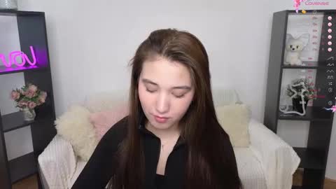 Snapshot of annaelfi chatting on 02.08.25 Anna online show from 02.08.25