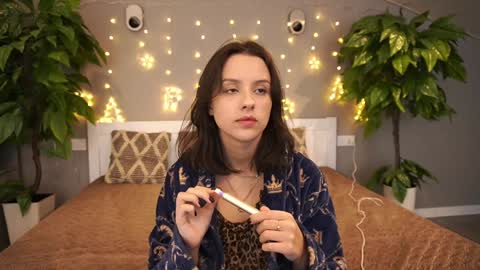 Snapshot of annaelys chatting on 01.11.25 Anna online show from 01.11.25