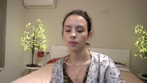 Snapshot of annaelys chatting on 01.23.25 Anna online show from 01.23.25