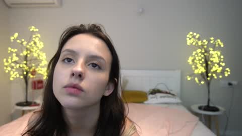 Snapshot of annaelys chatting on 01.31.25 Anna online show from 01.31.25