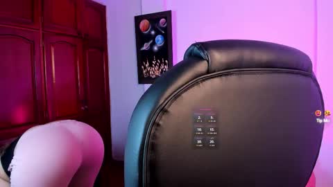 Snapshot of annafoxxx_ chatting on 02.13.26 Ana Foxxx online show from 02.13.26