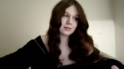 Anna online show from 02.24.25