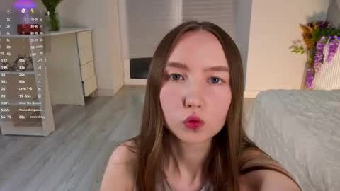 Snapshot of annamarie_foryou chatting on 05.26.26 Holly Molly Im Polly online show from 05.26.26