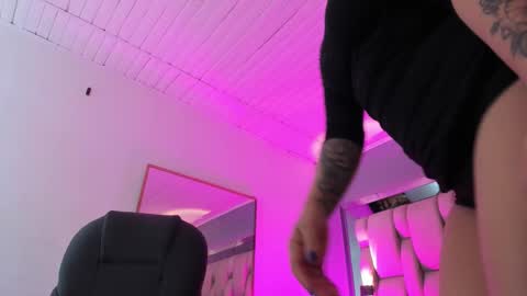 Annara Lein online show from 10.13.25