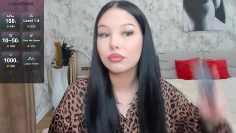 Anna online show from 09.22.25