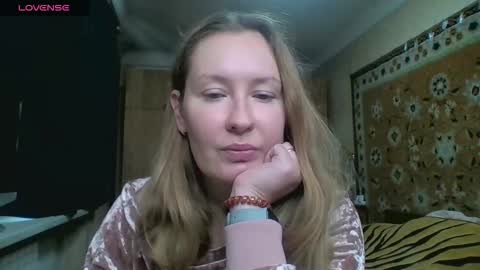 AnnaXLovers online show from 10.15.25