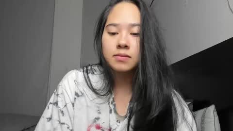 Anna online show from 02.24.25