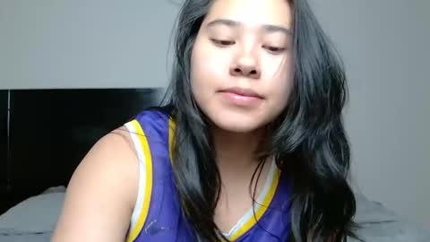 Anna online show from 09.22.25