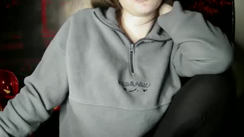 Bella online show from 10.28.25