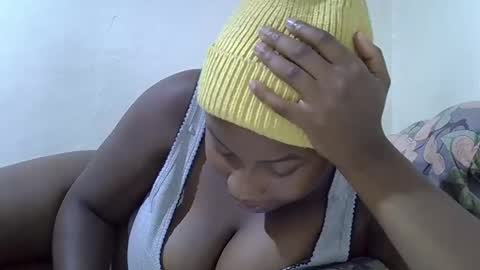 Snapshot of anne_marriee chatting on 02.17.26 Anne marrie online show from 02.17.26