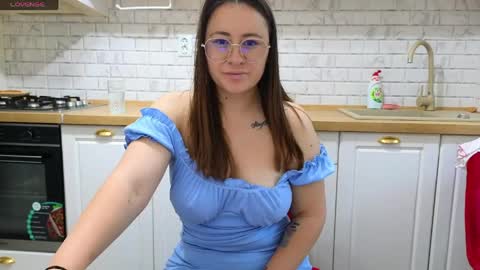 anne_pinkk online show from 06.09.26