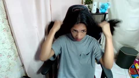 annebisyosa_angela online show from 01.07.26