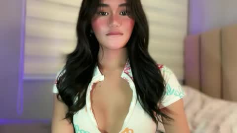 Kim online show from 11.17.25