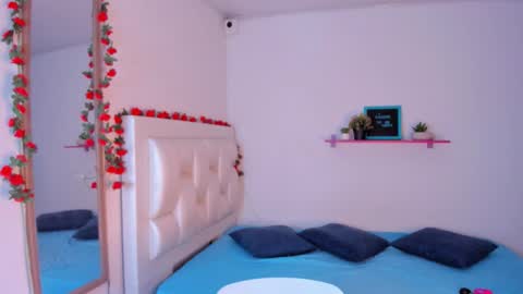 annelis_om online show from 12.20.25