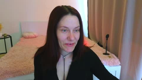 Annemorie online show from 04.07.26