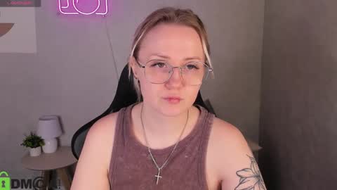 Joyce Howard online show from 04.02.26