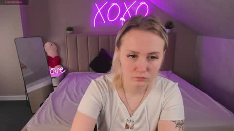 Joyce Howard online show from 04.07.26