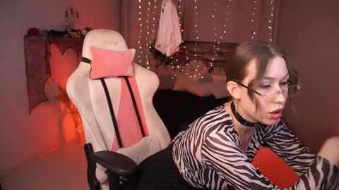  Anna  online show from 10.21.25