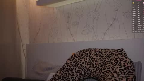 Snapshot of anneverity chatting on 11.13.25 Anne online show from 11.13.25