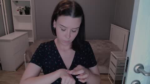 AnnFlowerLa online show from 09.22.25