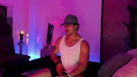 Snapshot of annibal_toro chatting on 12.03.24 darg online show from 12.03.24