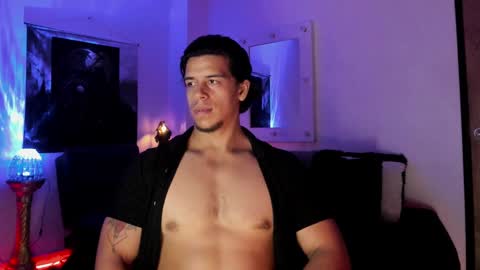 Snapshot of annibal_toro chatting on 12.30.24 darg online show from 12.30.24