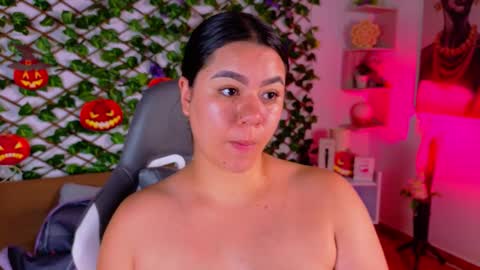 annie_barozzi online show from 10.13.25