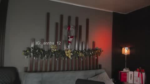 annie_barozzi online show from 12.03.25