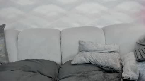 Snapshot of annie_loove_ chatting on 11.19.25 im annie online show from 11.19.25