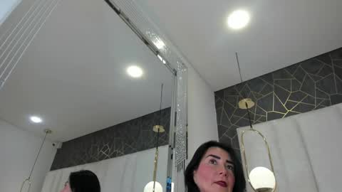 Snapshot of annie_loove_ chatting on 02.04.26 im annie online show from 02.04.26