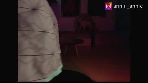 JEANNE no olvides seguirme dont forget follow me  uu online show from 11.11.25