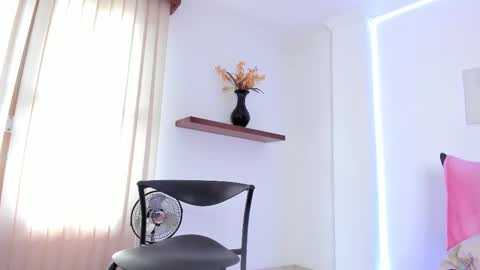 Annie online show from 01.05.26