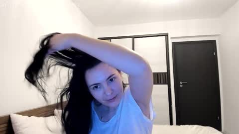 Annie online show from 02.02.26