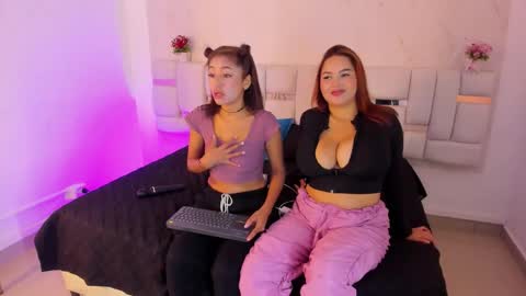 anniebigboobs_ online show from 10.13.25