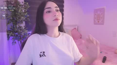 Cassandra online show from 10.11.25