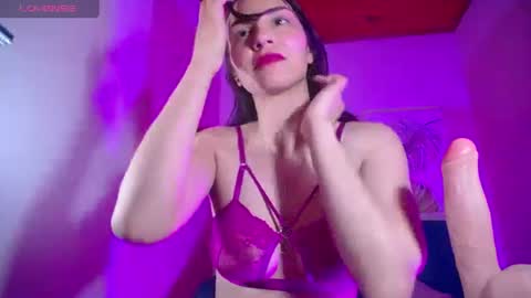 Annie online show from 03.12.25