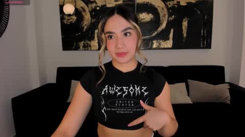 Snapshot of anniemonroe1 chatting on 11.15.25 Annie Monroe online show from 11.15.25