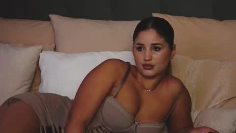 AnnieStyles online show from 10.05.25