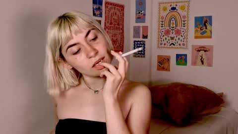 annietinky online show from 11.25.25