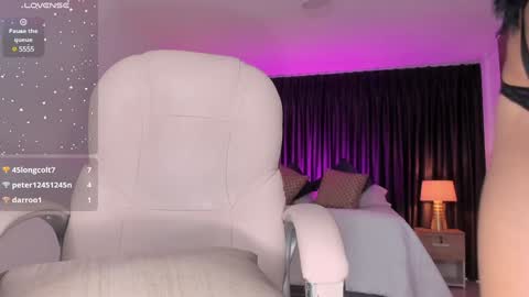 Anniiee online show from 01.31.25