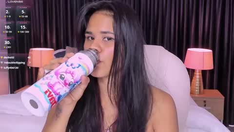 Anniiee online show from 03.05.25