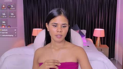 Anniiee online show from 03.05.25