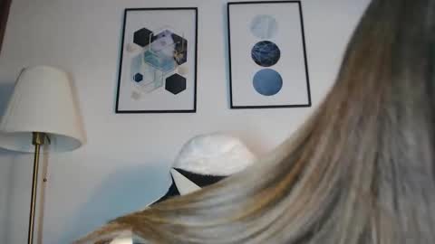 Snapshot of annika_rivers chatting on 10.26.25 Annika Rivers online show from 10.26.25