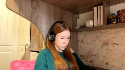 Kira online show from 04.07.26