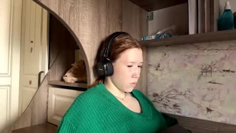 Kira online show from 04.12.26