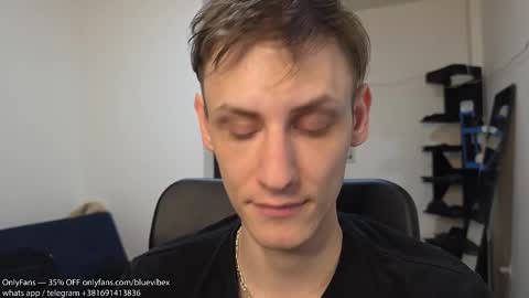 Snapshot of annonimsick chatting on 11.15.25 online show from 11.15.25