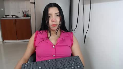 anntonella_squirt online show from 10.17.25